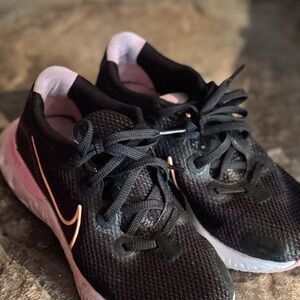 Black and Pink Women's Nike Shoes